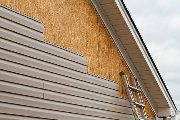 24/7 Emergency Vinyl Siding experts in North Andover, MA